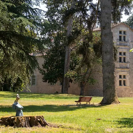 Ferrassou - Chateau Et Ferme