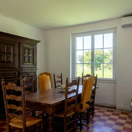 Ferrassou - Chateau Et Ferme Penne-dʼAgenais