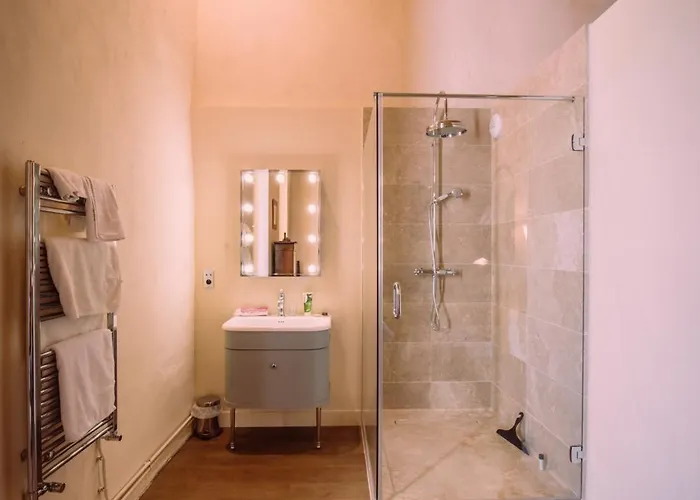 Ferrassou - Chateau Et Ferme Penne-dʼAgenais