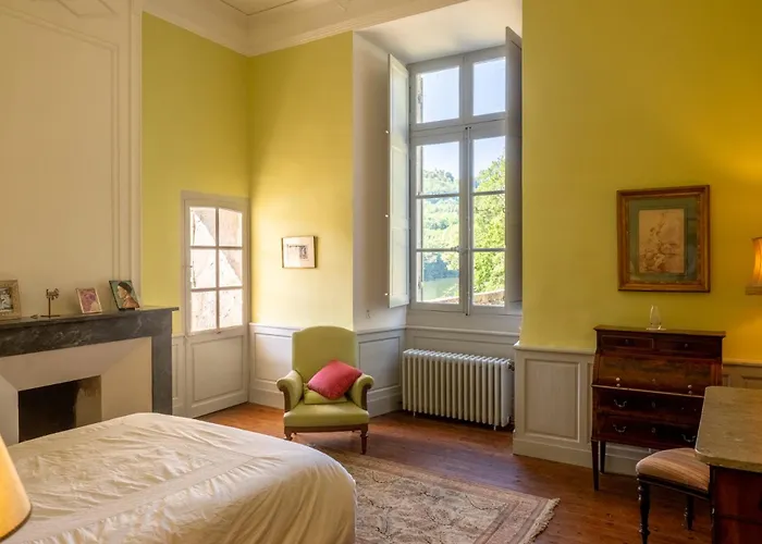 Ferrassou - Chateau Et Ferme Willa *